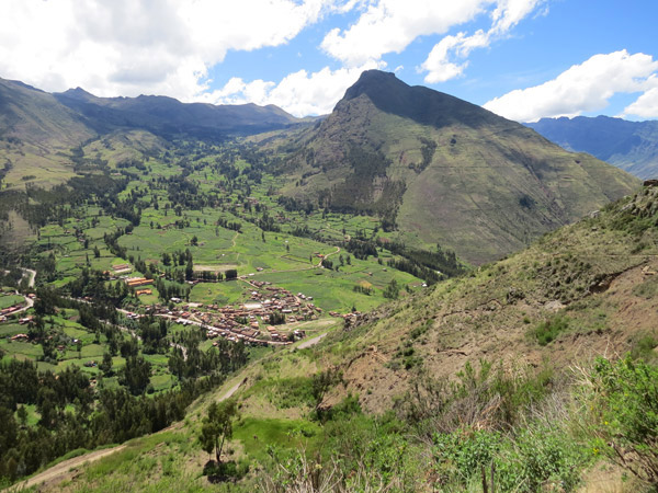 Pisac-ruins-1